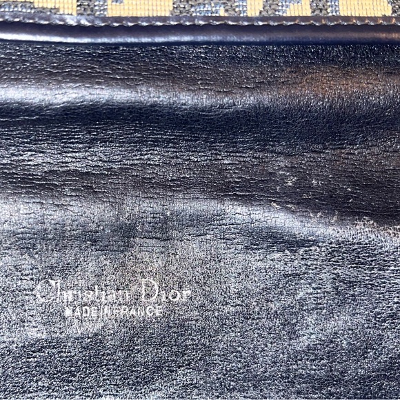 SOLD - Dior oblique canvas shoulder bag - Picture 7 of 8